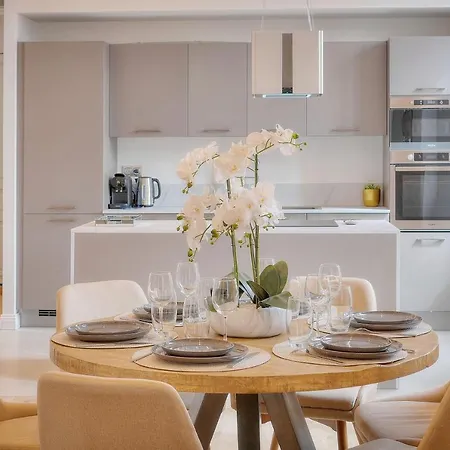 Standing - Neuf - Croisette- Palais Des Festivals - 6 Pers -3 Chbres Apartman *